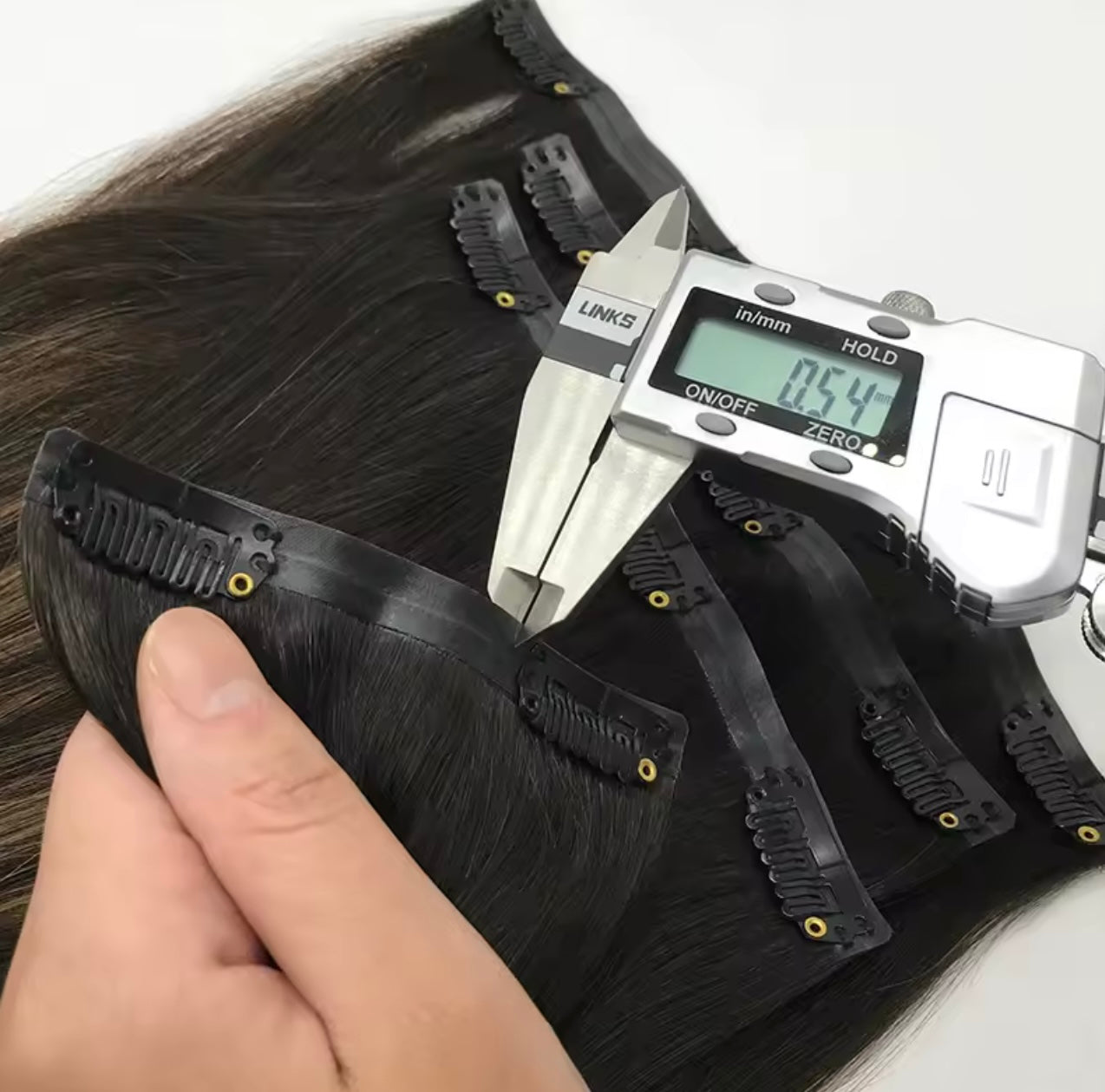 Women’s  HAIR EXTENSIONS CLIP IN